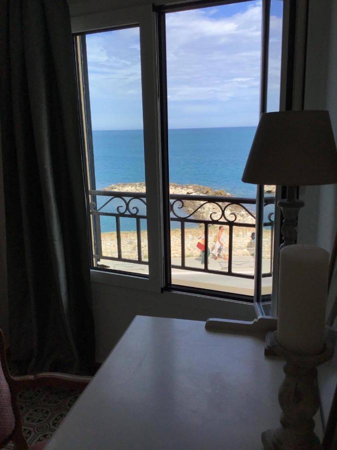 La Maisonette อองทีบส์ ภายนอก รูปภาพ
