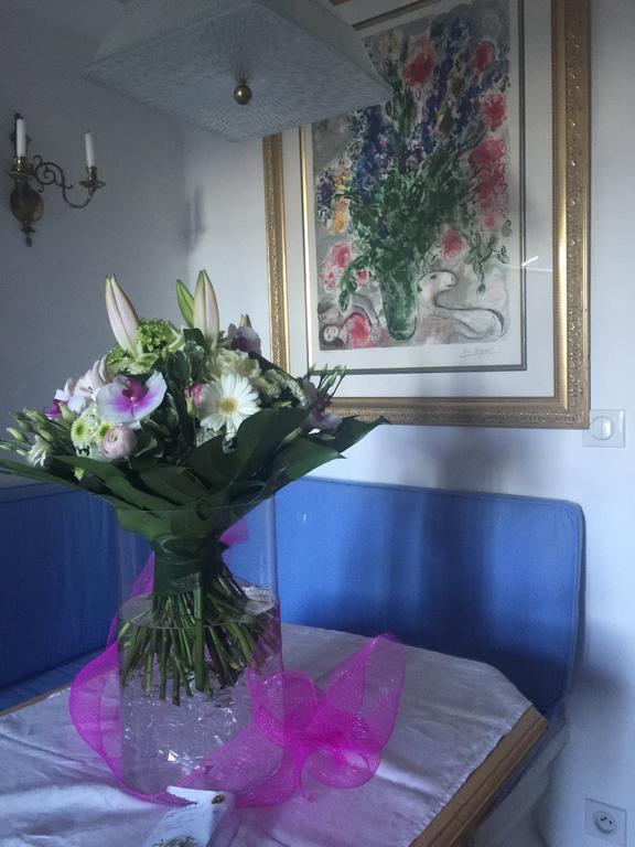 La Maisonette อองทีบส์ ภายนอก รูปภาพ